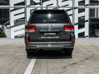 2016 Toyota Land Cruiser 200 Series Рестайлинг 2, серый, 5370000 рублей, вид 4