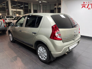 2013 Renault Sandero I, бежевый, 592000 рублей, вид 5