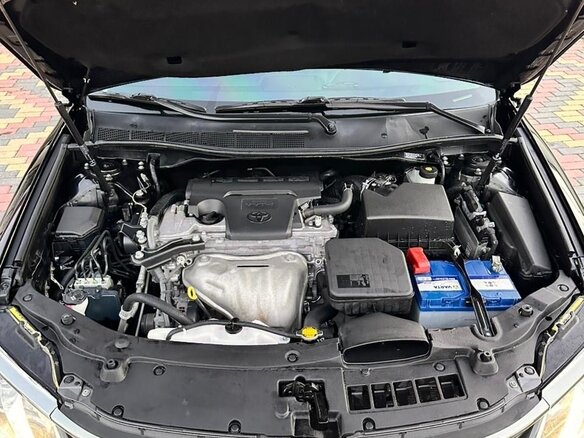 2015 Toyota Camry VII (XV50) Рестайлинг, чёрный, 2130000 рублей - вид 12