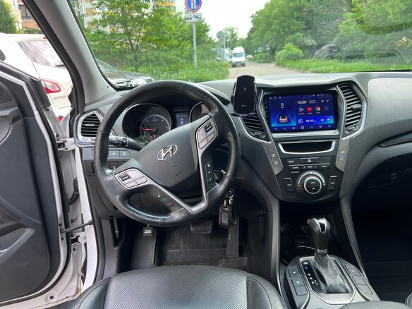2015 Hyundai Santa Fe III, белый, 2000000 рублей - вид 21