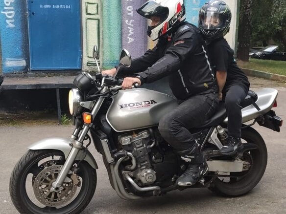 1996 Honda CB 1000, серебристый, 239000 рублей