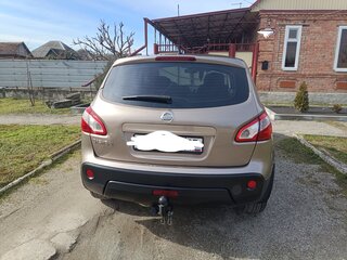 2010 Nissan Qashqai I Рестайлинг, коричневый, 950000 рублей, вид 3