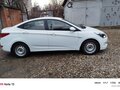 2015 Hyundai Solaris I Рестайлинг, белый, 999000 рублей - вид 3