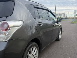 2012 Toyota Verso I, серый, 850000 рублей, вид 4