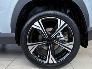 2026 Geely Cityray, голубой, 3314990 рублей, вид 5