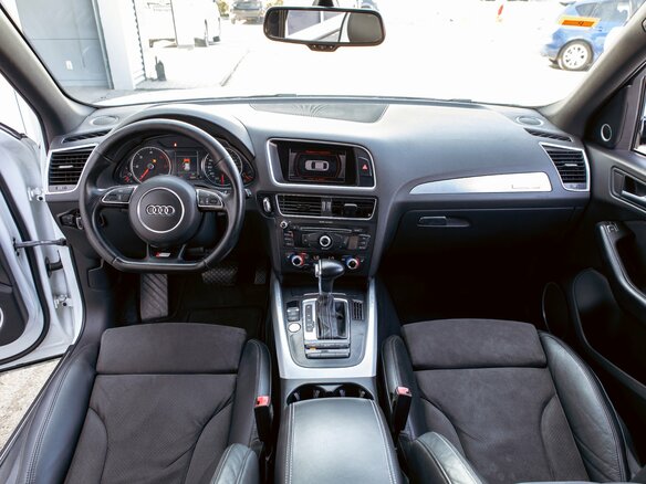 2015 Audi Q5 I (8R) Рестайлинг, белый, 2095000 рублей - вид 15