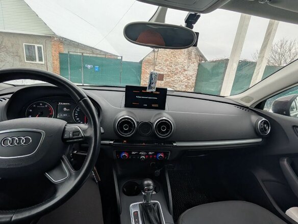 2015 Audi A3 III (8V), пурпурный, 1100000 рублей - вид 9
