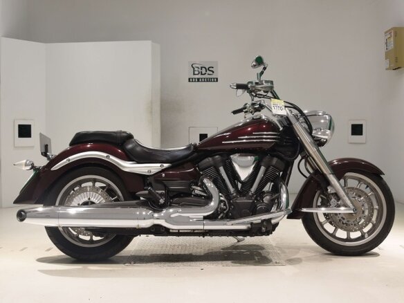 2008 Yamaha XV 1900, пурпурный, 743000 рублей
