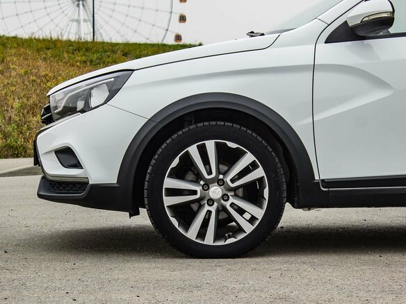 2018 Lada (ВАЗ) Vesta SW Cross I, белый, 1200000 рублей - вид 8