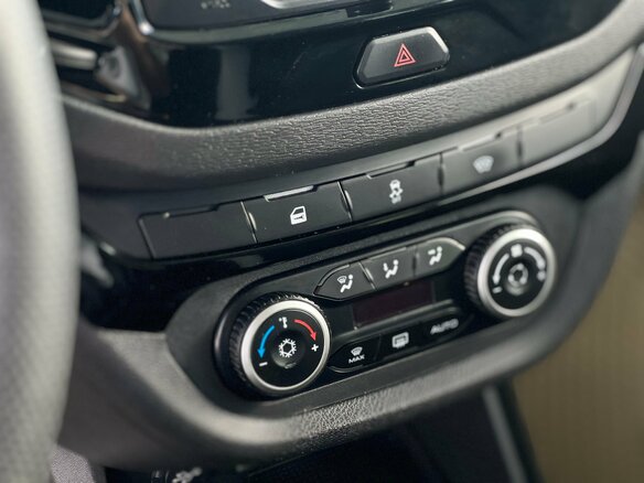 2019 Lada (ВАЗ) Vesta SW Cross I, серый - вид 17