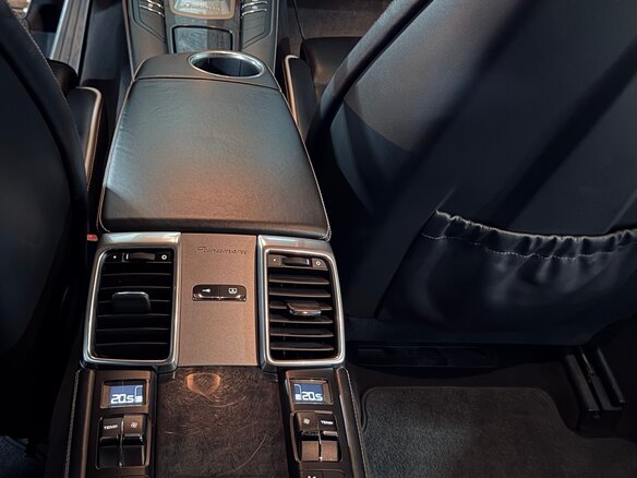 2010 Porsche Panamera 4S I, белый, 2500000 рублей - вид 22