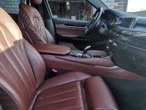 2015 BMW X6 50i II (F16), чёрный, 3999999 рублей - вид 23