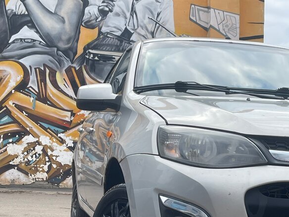 2013 Lada (ВАЗ) Kalina II, серебристый, 390000 рублей - вид 1