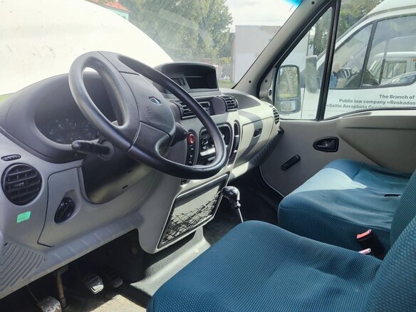 2002 Renault Master, белый, 450000 рублей - вид 9
