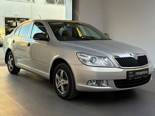 2012 Skoda Octavia II (A5) Рестайлинг, серебристый, 1055000 рублей, вид 3