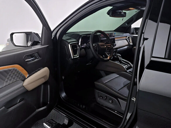 2026 GMC Canyon AT4X III, чёрный, 6500700 рублей - вид 5