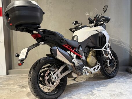 2022 Ducati Multistrada V4, белый, 1950000 рублей, вид 4