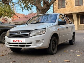 2015 Lada (ВАЗ) Granta I, белый, 330000 рублей, вид 1