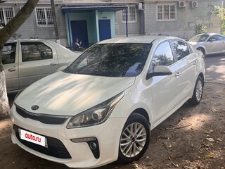 2018 Kia Rio IV, белый, 1150000 рублей, вид 1