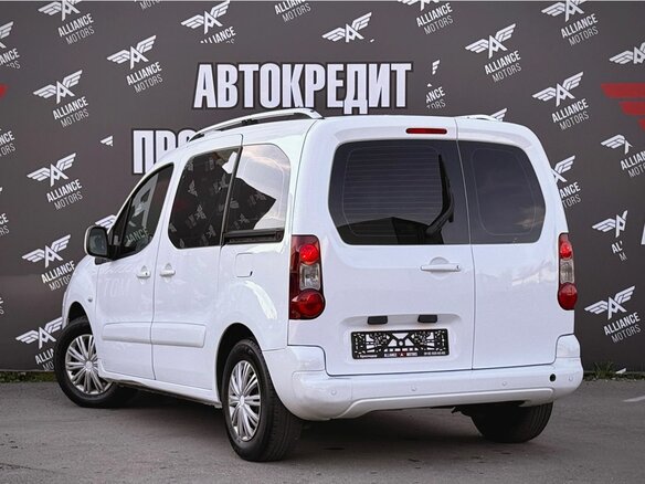 2012 Citroen Berlingo II, белый, 850000 рублей - вид 4