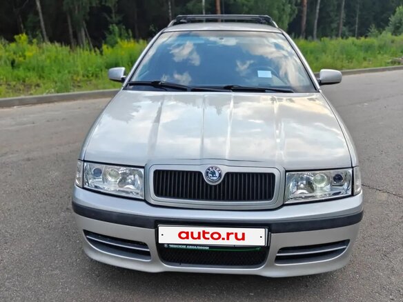 2002 Skoda Octavia I (A4) Рестайлинг, серебристый, 590000 рублей - вид 1