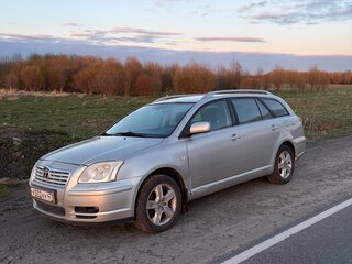 2004 Toyota Avensis II, серебристый, 448800 рублей, вид 2