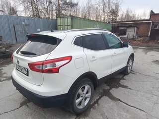 2014 Nissan Qashqai II, белый, 1595000 рублей, вид 2