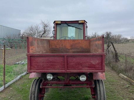 1988 ХТЗ Т-16, 400000 рублей, вид 1