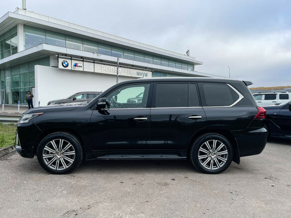 2017 Lexus LX 570 III Рестайлинг 2, чёрный, 6890000 рублей - вид 7