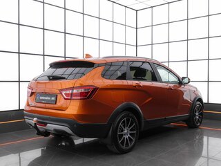 2018 Lada (ВАЗ) Vesta SW Cross I, оранжевый, 1090000 рублей, вид 4
