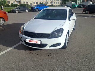 2010 Opel Astra GTC H Рестайлинг, белый, 600000 рублей, вид 2