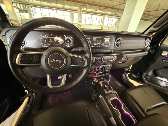 2019 Jeep Wrangler IV (JL), чёрный, 5300000 рублей - вид 13