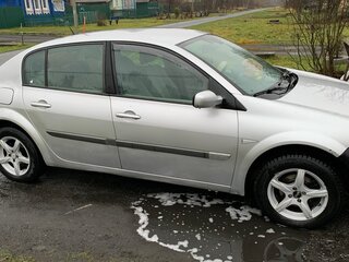 2006 Renault Megane II Рестайлинг, серый, 325000 рублей, вид 3