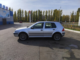 2002 Volkswagen Golf IV, серебристый, 400000 рублей, вид 4