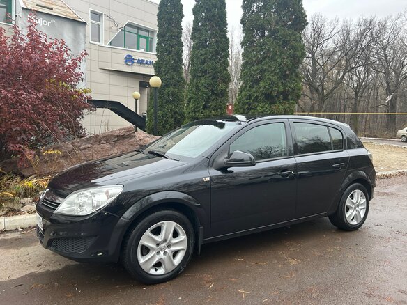2014 Opel Astra H Рестайлинг, чёрный, 525000 рублей - вид 6