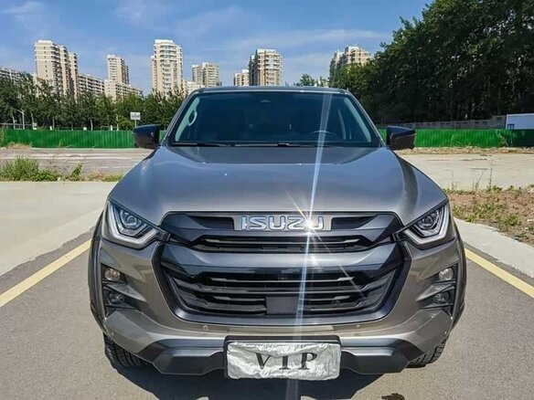 2025 Isuzu D-Max III, бежевый, 3700000 рублей - вид 1