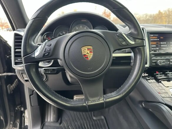 2012 Porsche Cayenne S II (958), чёрный, 2700000 рублей - вид 4