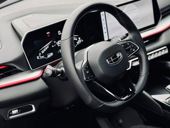 2024 Geely Coolray I Рестайлинг, серый, 1875000 рублей - вид 22