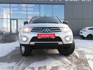2013 Mitsubishi Pajero Sport II Рестайлинг, серебристый, 1800000 рублей, вид 3