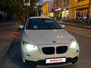 2013 BMW X1 18i I (E84) Рестайлинг, белый, 1300000 рублей, вид 1