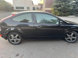 2008 Ford Focus II Рестайлинг, чёрный, 445000 рублей, вид 3