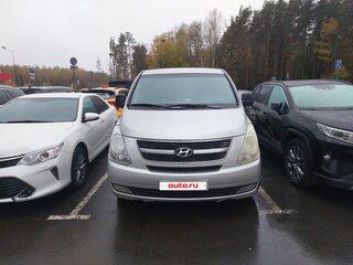 2008 Hyundai Starex, серебристый, 1000000 рублей, вид 1