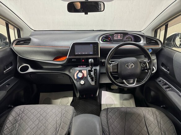 2016 Toyota Sienta II, белый, 1550000 рублей - вид 8