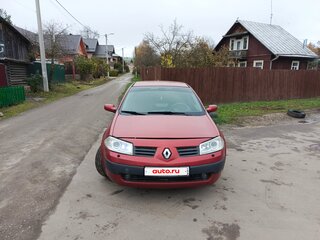 2004 Renault Megane II, красный, 230000 рублей, вид 1