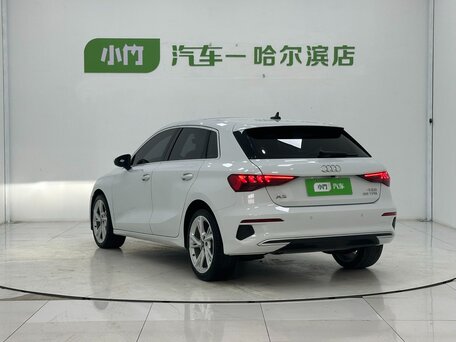 2022 Audi A3 Sportback 35 TFSI IV (8Y), белый, 2112000 рублей, вид 4