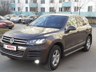 2010 Volkswagen Touareg II, коричневый, 1790000 рублей, вид 1