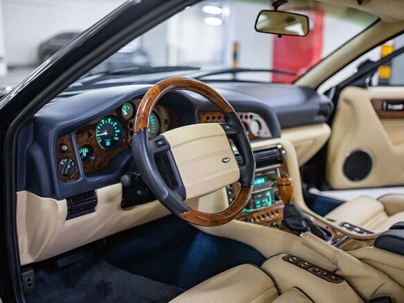 1998 Aston Martin V8 Vantage II, синий, 25500000 рублей - вид 7
