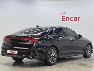 2022 Kia K5 III, чёрный, 2450000 рублей, вид 3