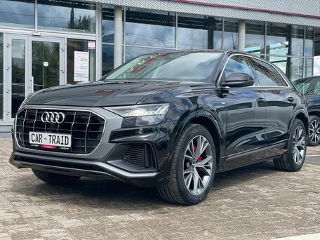 Audi Q8 I (4M)