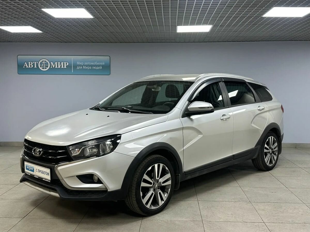 Открыть фотографии: Lada (ВАЗ) Vesta I